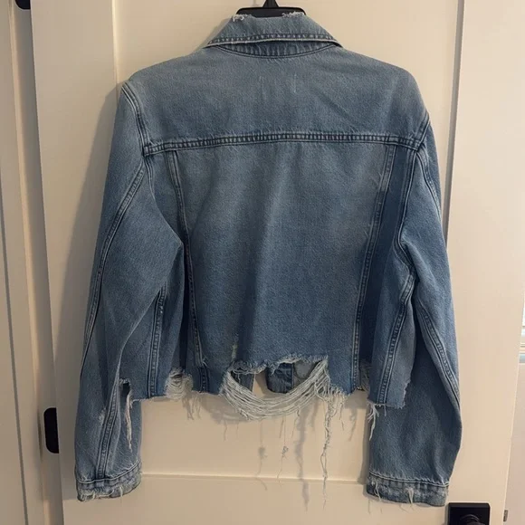 NEVER WORN FRAME DENIM VINTAGE CROP DENIM JACKET - Picture 4 of 4
